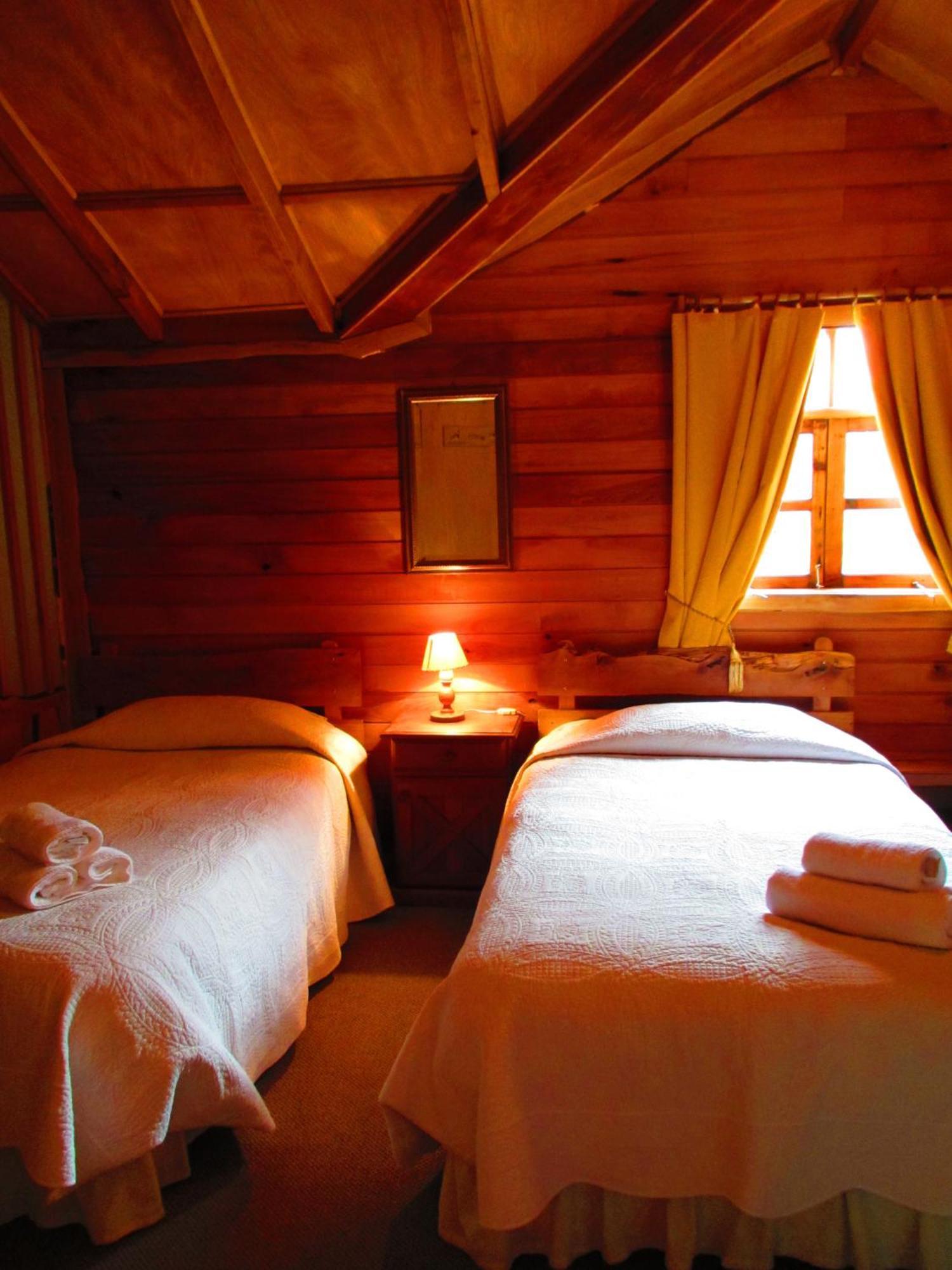 Hotel Antigua Casona Patagonia Futaleufu Phòng bức ảnh